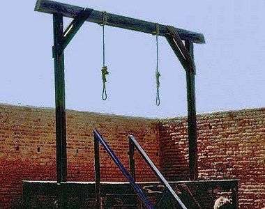 IRAN: OTTO DETENUTI IMPICCATI A BANDAR ABBAS