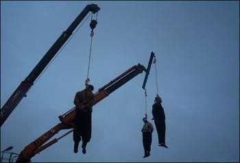 Impiccagione di trafficanti di droga in Iran