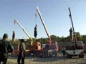 Impiccagione pubblica in Iran