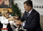 Emma Bonino consegna il Premio "L'Abolizionista dell'Anno 2008" Emma Bonino consegna il Premio "L'Abolizionista dell'Anno 2008"