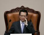 Il presidente del Parlamento Kim Hyung-o Il presidente del Parlamento Kim Hyung-o