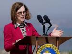 La Governatrice dell'Oregon Kate Brown